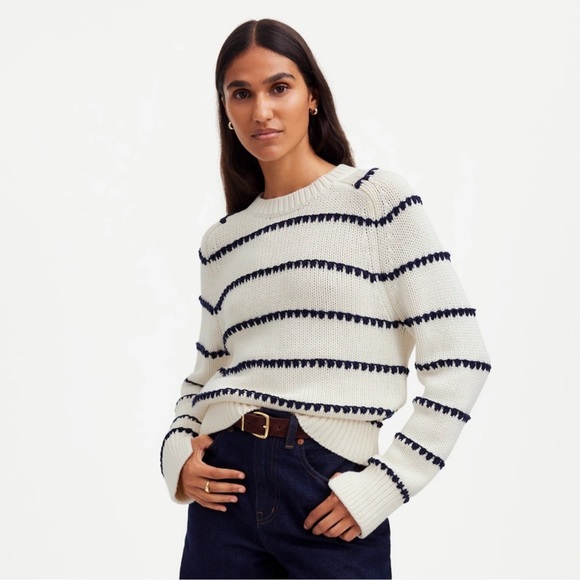 Madewell Sweaters - Madewell White and Navy Striped Long Sleeve Cotton Crewneck Sweater Size:M